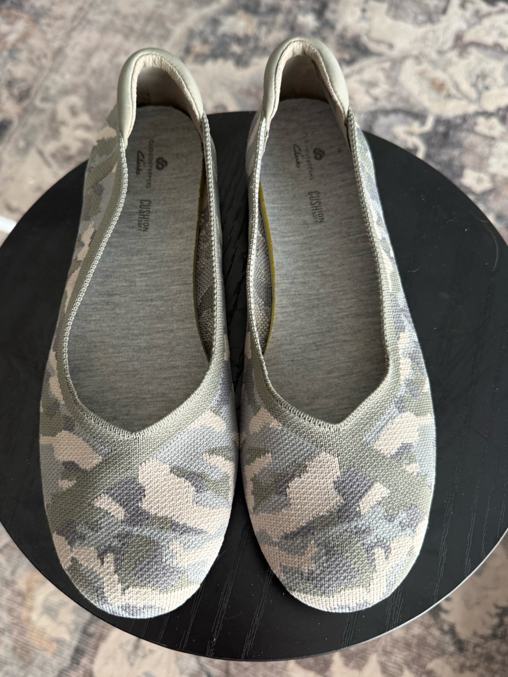 Cloudsteppers by Clarks Women's Knit Ballet Flats in Green Camo SZ 9